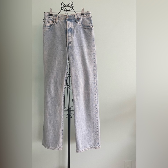 Levi's Denim - Levi’s women jeans in light blue